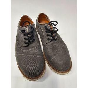 TOMs womens grey textile‎ oxfords. Size 5